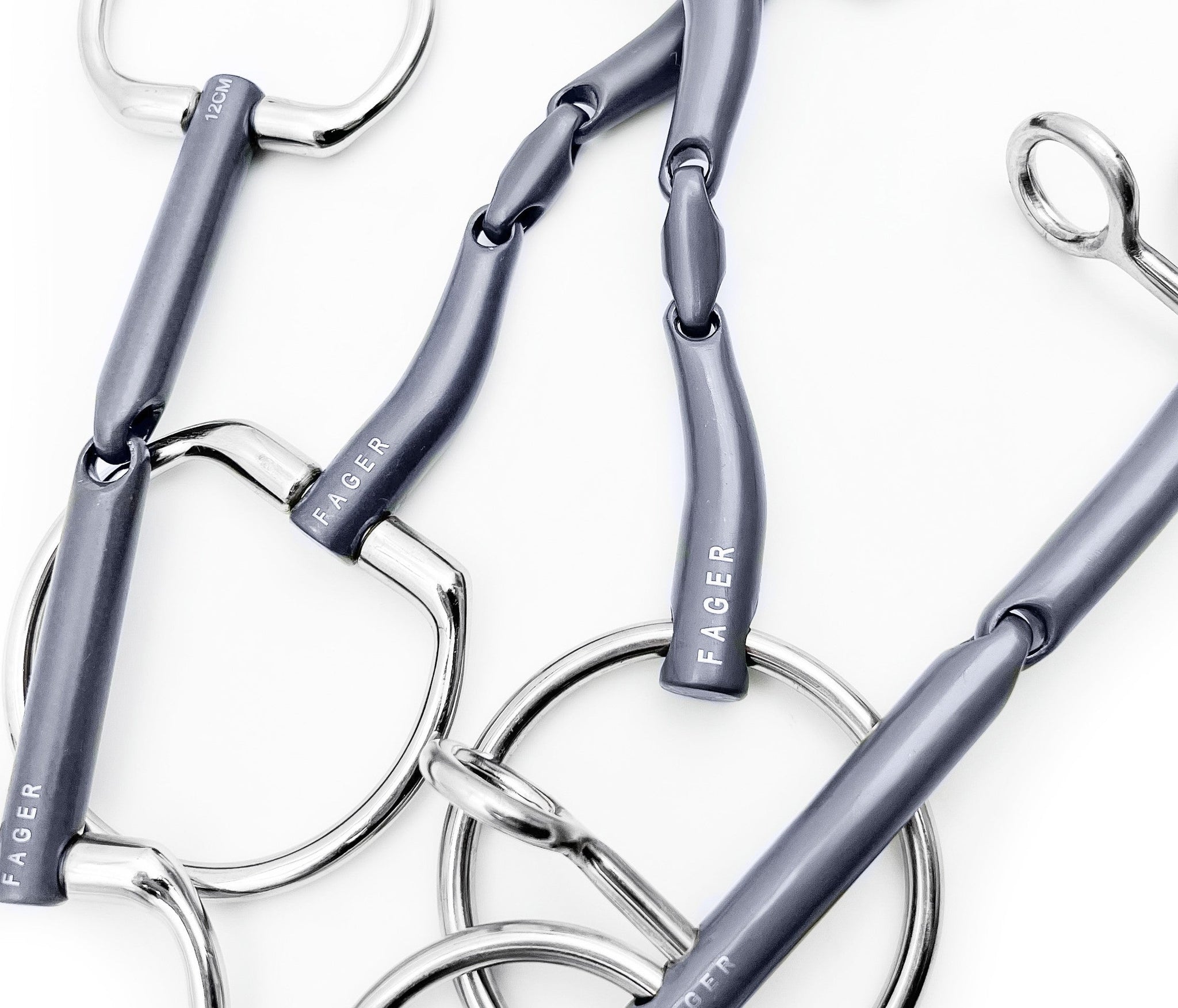 What is the Difference Between a Single Joint and Double Joint Horse Bit?